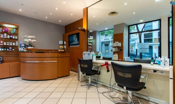 Salon Lily