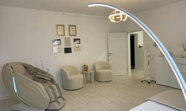 NB AESTHETIFY PMU & Beauty by Nadija Begani