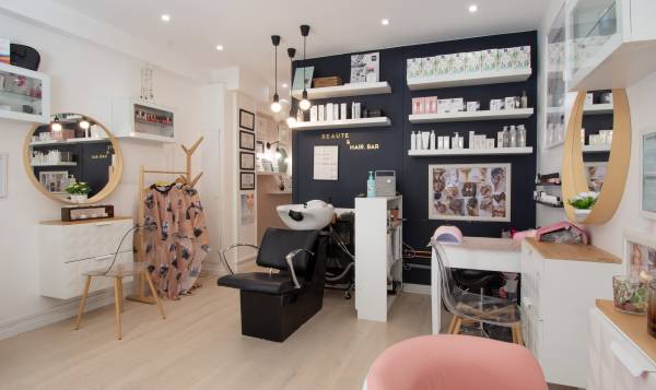 French Manucure Paris 5eme A Paris 5eme 75005 Planity