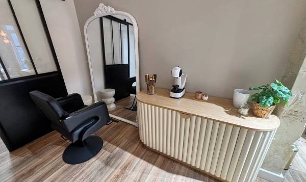 HANNA BLOOM