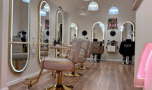 Élevé Haarsalon