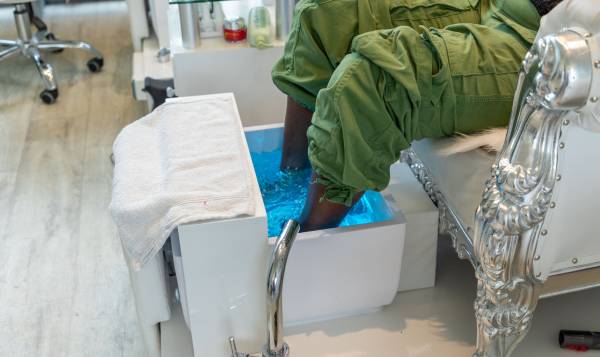 Julia Nails Bordeaux