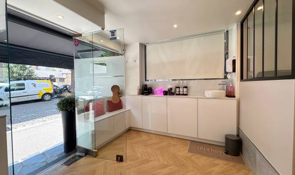 SPLENDEUR NAIL BAR 