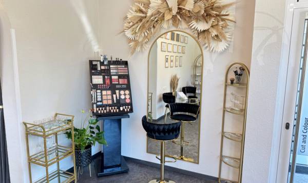 Theres Burkert Cosmetics