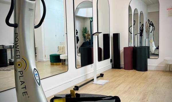 Elite Form (electrostimulation&Pilates reformer)