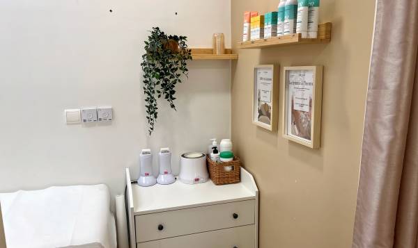 L’Instant Féminin by Maëva 