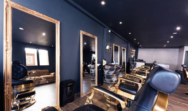 Los Barbeiros Paris Barbershop