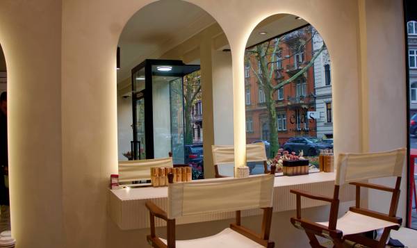 Ella‘s Hair & Make Up