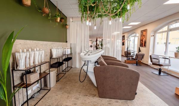 Haamore Inh. Vivien Di Girolamo Hierl e. K.