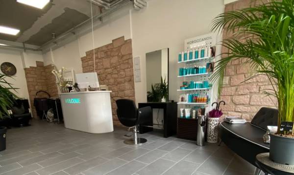 Hairline by Antonio Rescigno Aschaffenburg