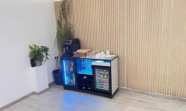NADA Hair Studio 