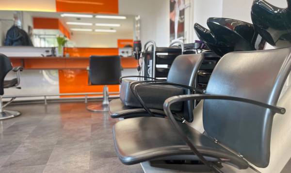 Schnittstelle Farbe I Volumen I Frisur