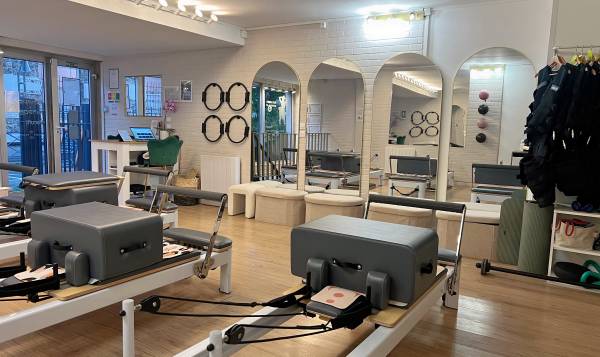 Elite Form (electrostimulation&Pilates reformer)