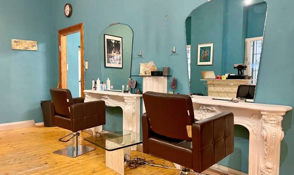 Barber Bella 