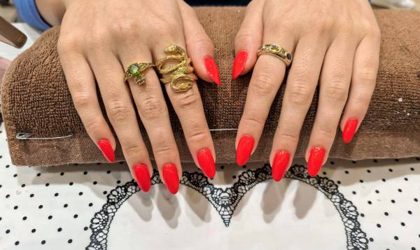 Julie Nail