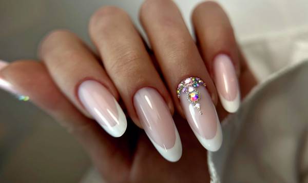 ADKNAILS 