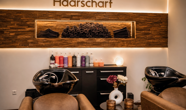 Haarscharf