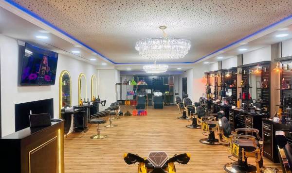 Crystal Friseur 