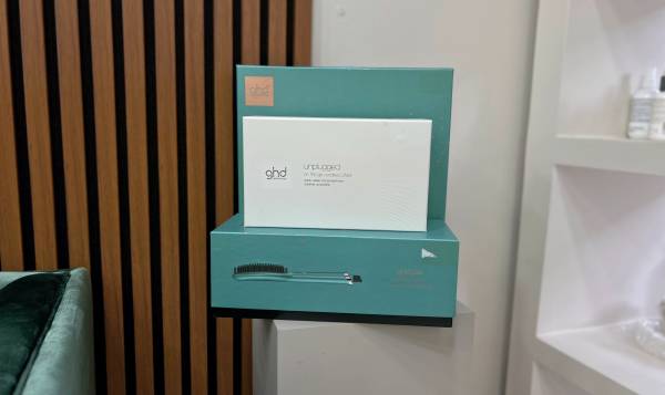 Fine Studio Woman Hair & Beauty