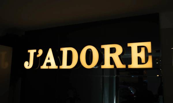 Jadore Beauty und Kosmetiksalon 