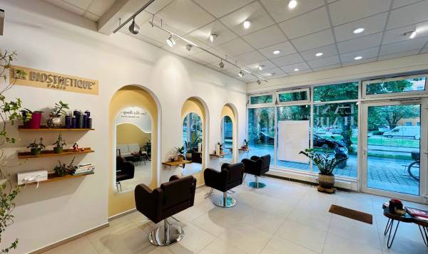 Lani Hair Beauty Salon 