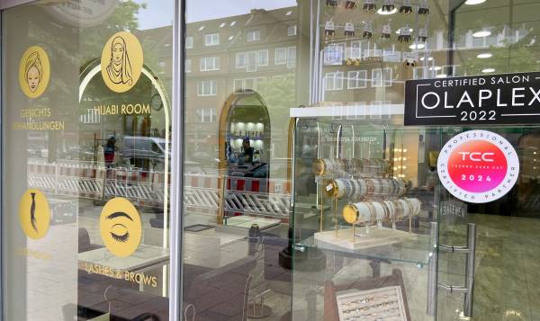 Fine Studio Woman Hair & Beauty