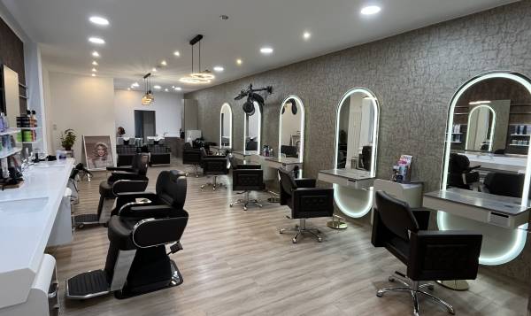 Sara Maghsoudi Hair & Beauty Studio