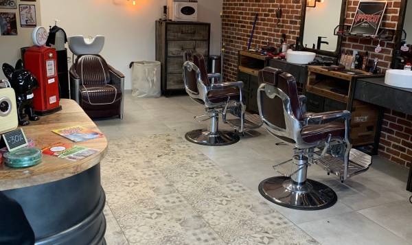 STEAMBOX BARBER SHOP