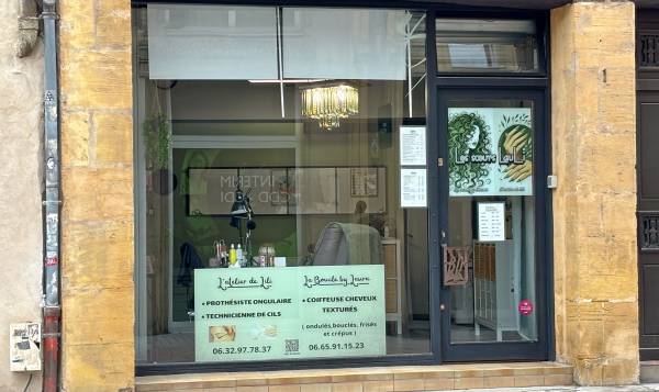 Les sœurs LauLi / La boucle by Laura (coiffeuse cheveux bouclés)