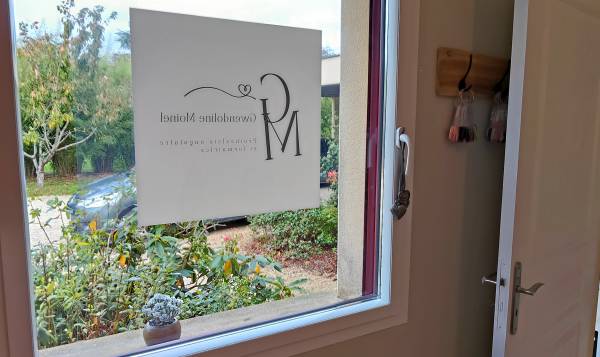 G.Moinail's | Prothésiste Ongulaire