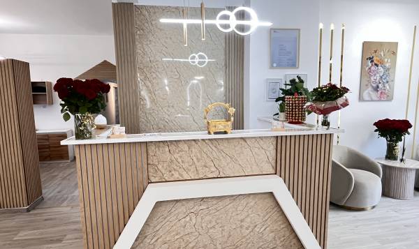 NADA Hair Studio 