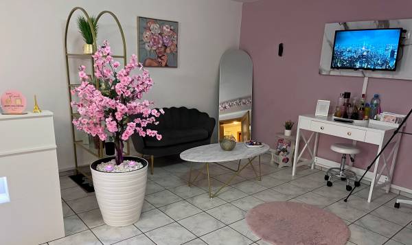 Kosmetik Waxing Studio Petra