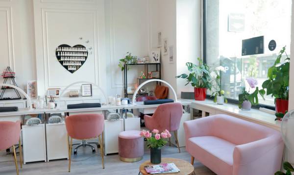 Diamond Nails & Beauty am Hauptbahnhof 