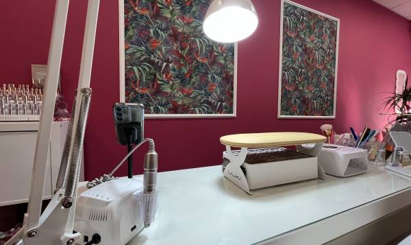 Vanity Nails & Beauty