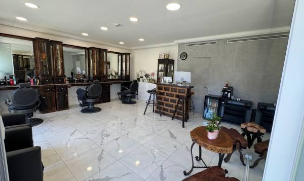LA BARBER