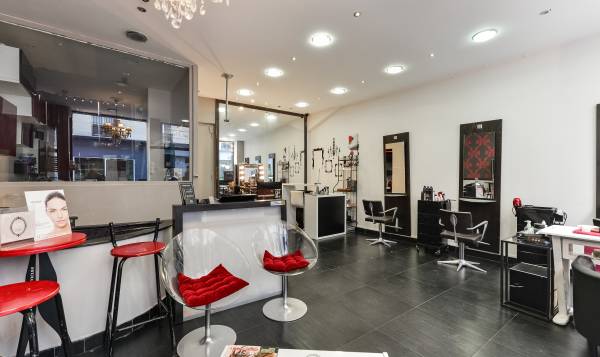 SONIA SGHAIER Beauty Studio Paris 