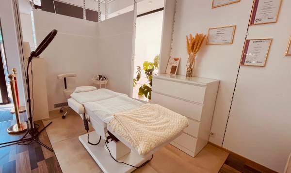 Viran Visage Beauty Salon