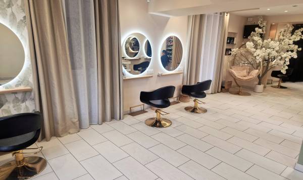 Laura Riera - Couilly-Pont-Aux-Dames