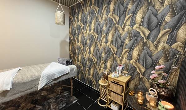 Sara Maghsoudi Hair & Beauty Studio