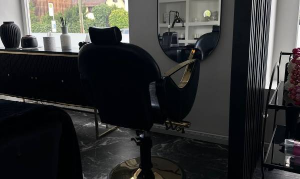 Luxury Skin by Melisa