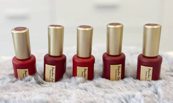 Vu nails