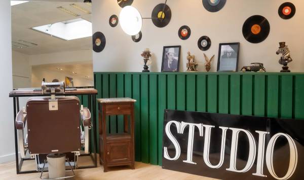 Studio 90
