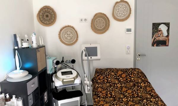 CONCEPT SILHOUETTE - (LPG - Bloomea - Epilation Lumière Pulsée  - Madero - Sun Cosmetics) 