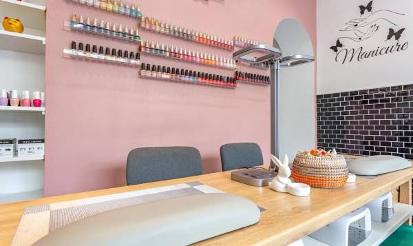 Belissi nail