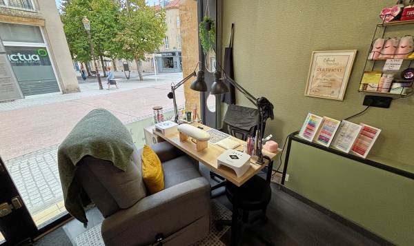 Les sœurs LauLi / La boucle by Laura (coiffeuse cheveux bouclés)