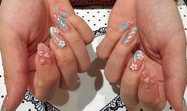 Julie Nail
