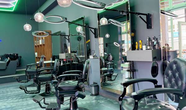 VIP CUT HAIRSALON