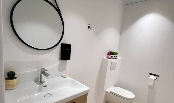K Beauty institut & UV
