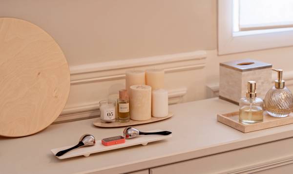 Facialiste - Drainage Renata França  Massage - Margaux Latimier 