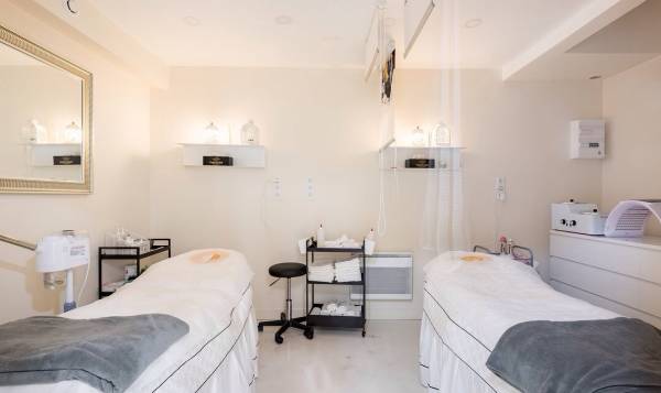 Ongles Notre-Dame Nails & Regard